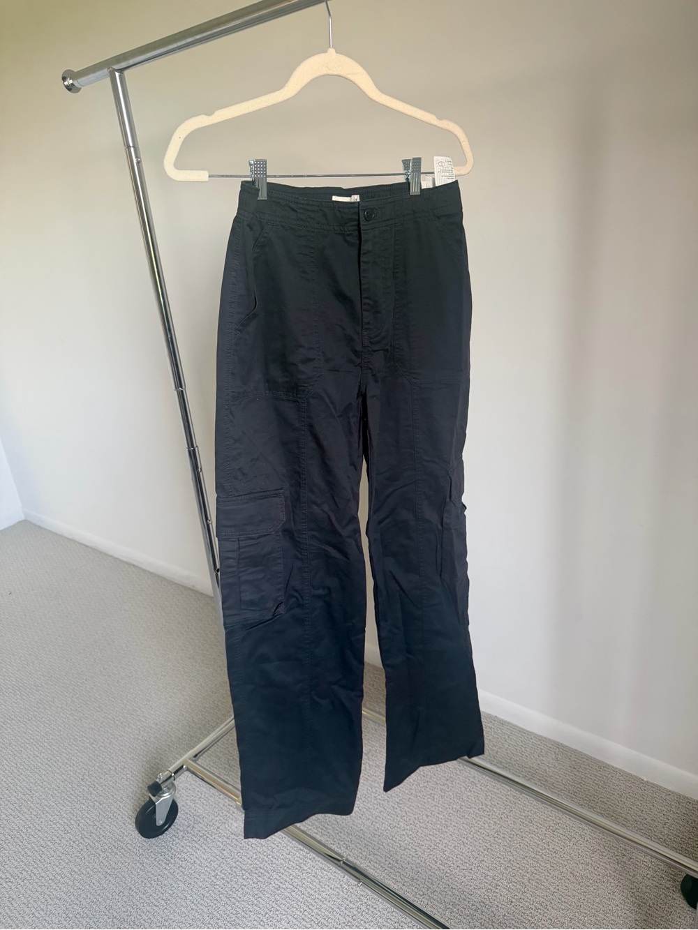 NWT A&F Black Cargo Pants